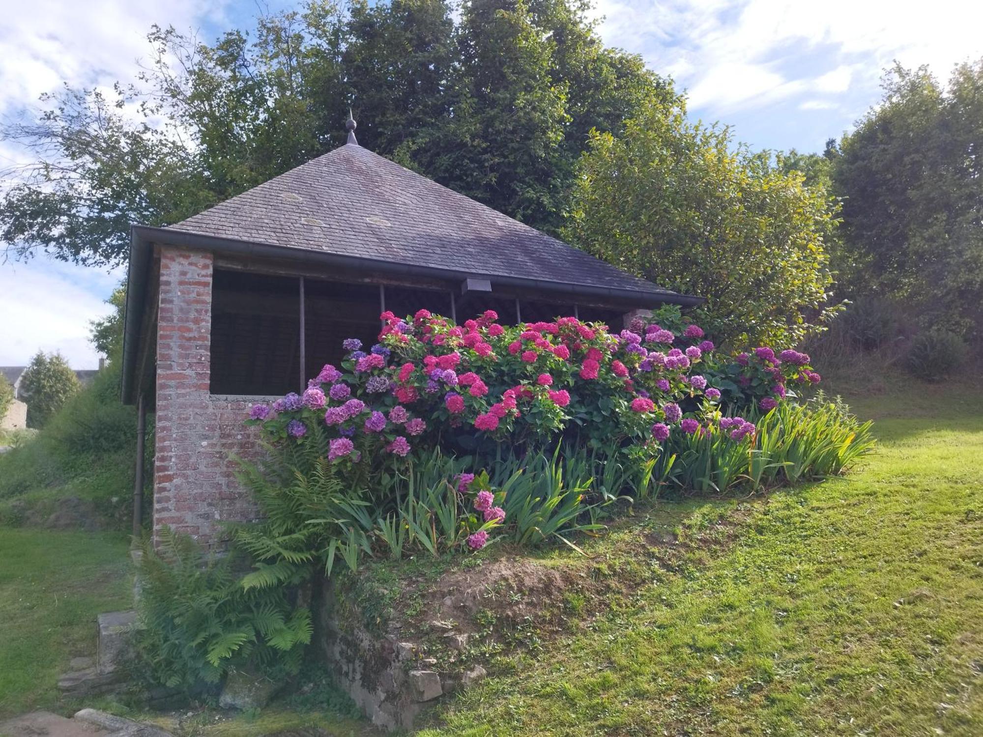 Chalet Des Roches Roche D'Oetre Suisse Normande Saint-Philbert-sur-Orne Kültér fotó